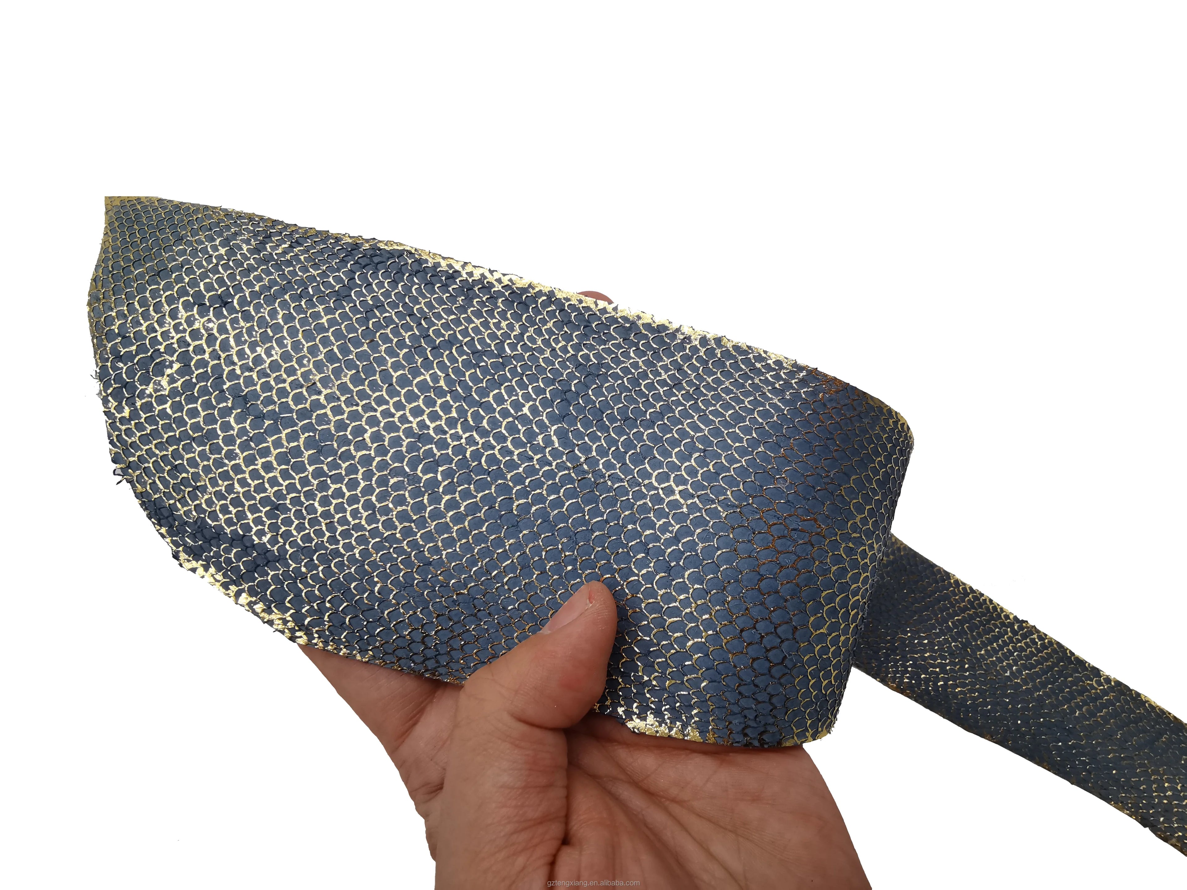 Genuine Eco-Friendly Salmon Skin Fish Leather Grain Finished for Handbags & Bags