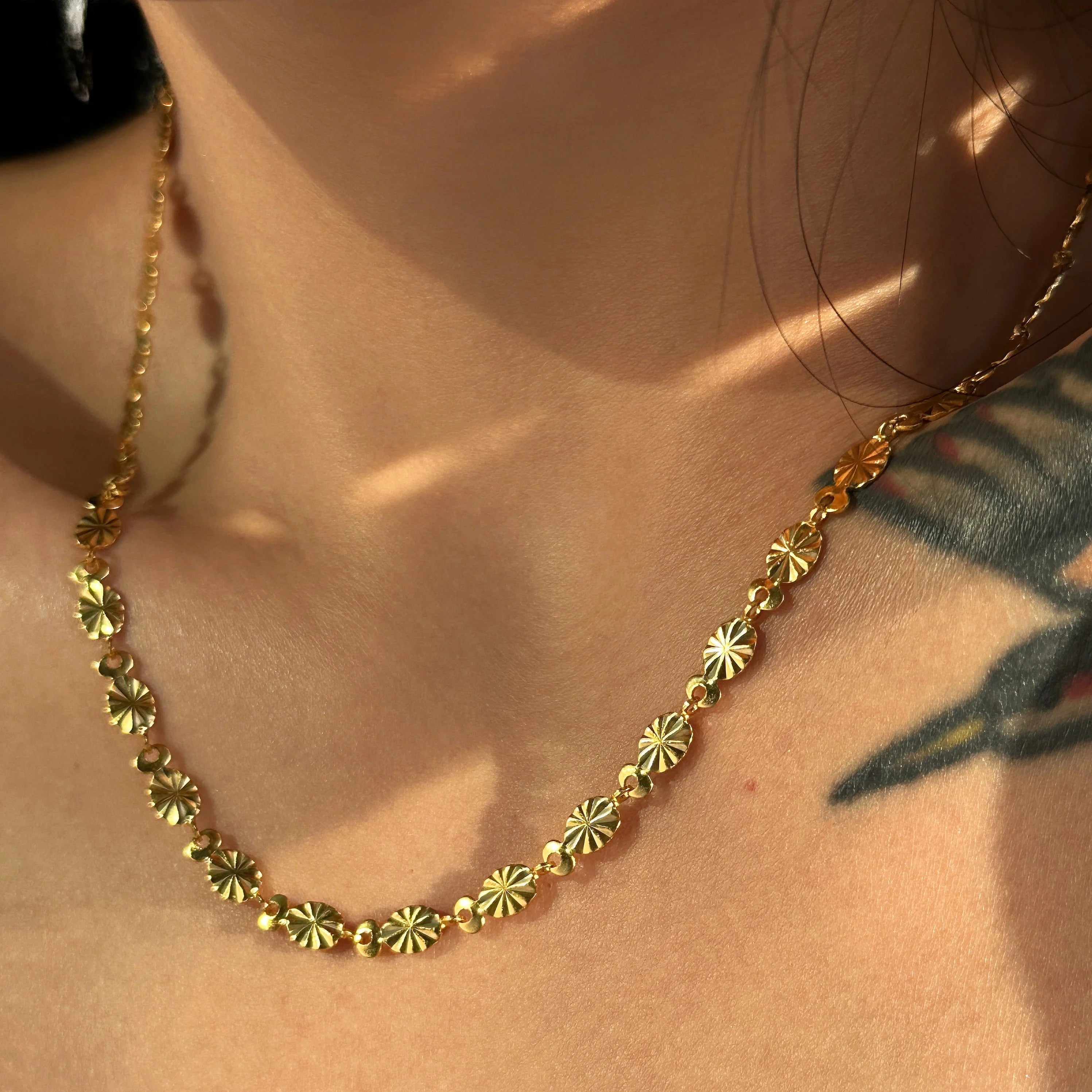 2023 Dazan New Ins 18k Gold Plated Tarnish Free Stainless Steel Polished Embossed Palace Style Vintage Design Mixed Necklace