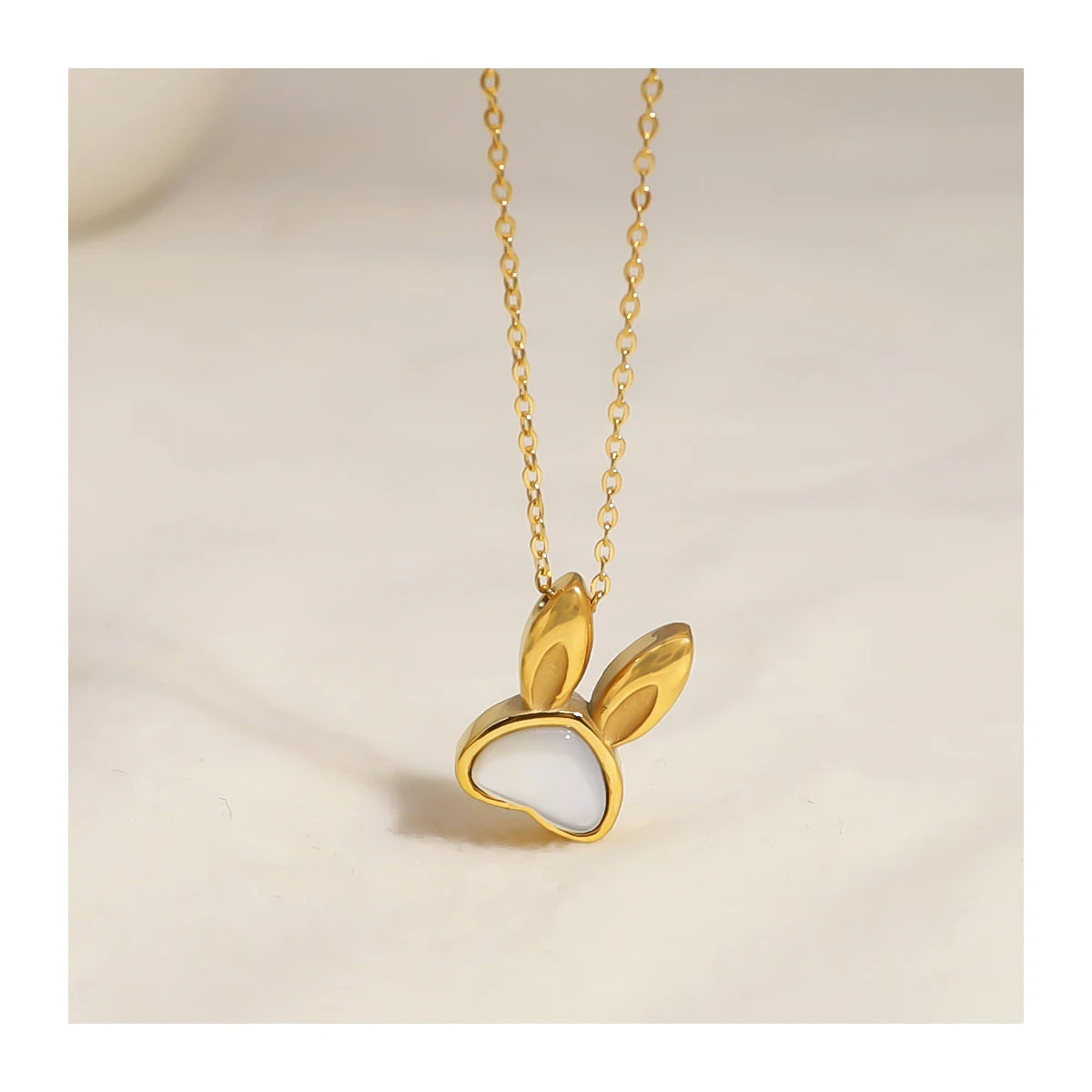 Gold Color Fashion Cute Jewelry 2024 Stainless Steel Natural Shell Rabbit Pendant Necklace for Women