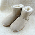 Sample Support Factory Direct Wholesale Classical Style Winter Warm Real Lambskin Snow Boots  Furry  Sheepskin Boots for Women