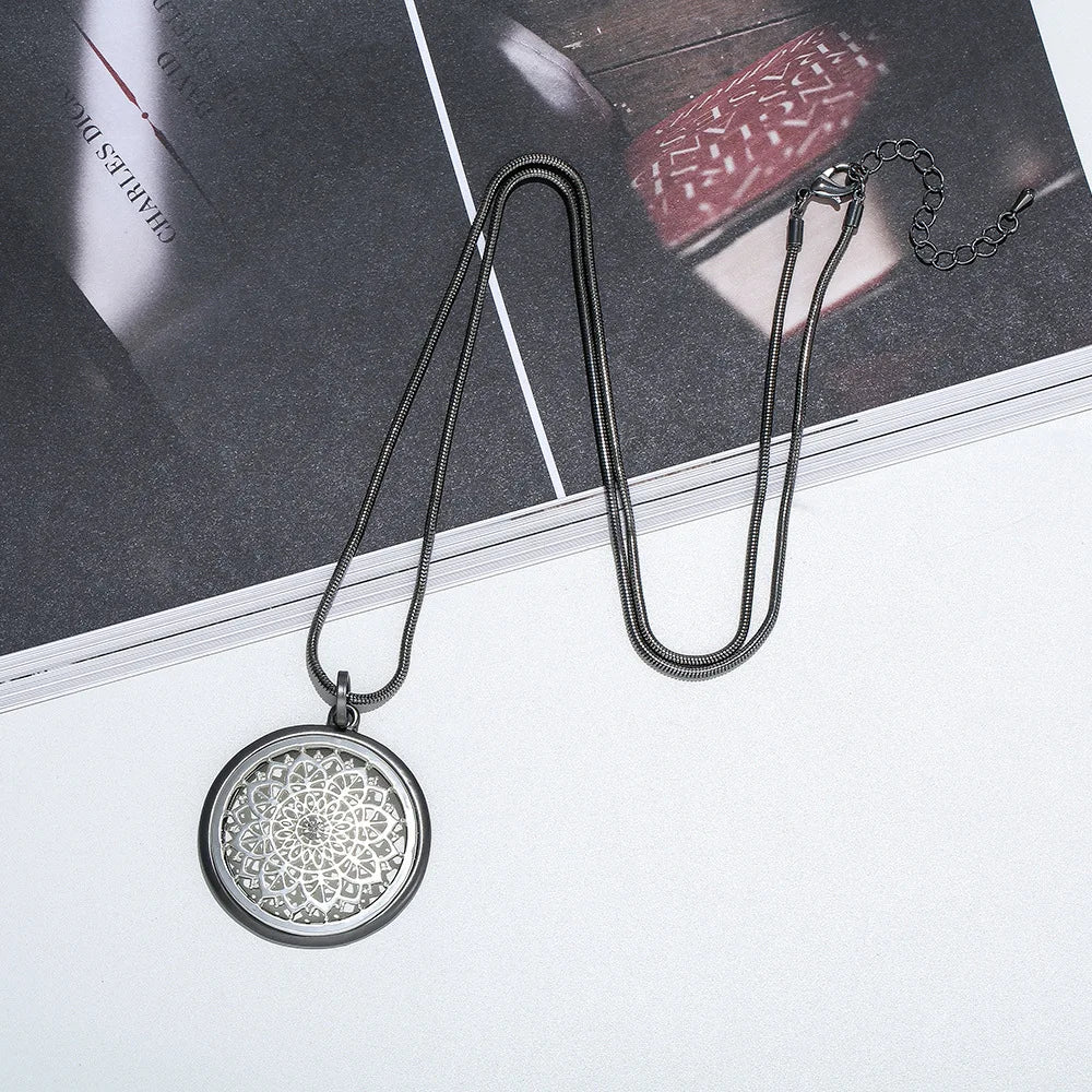 TongLing Necklace Round Alloy Metal Necklace Pendant Round Geometric Alloy Pendant Necklace for Women Gift MegaBDM