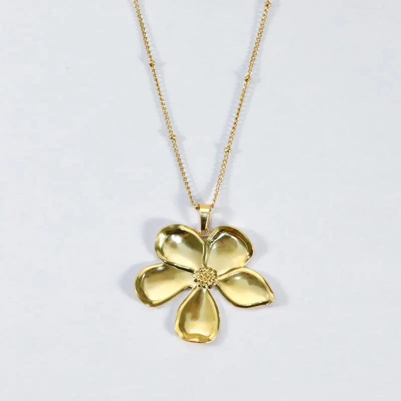 Cheap Factory Price High-end Irregular Stainless Steel18K Gold Plated Five-leaf Large Lotus Flower Necklaces
