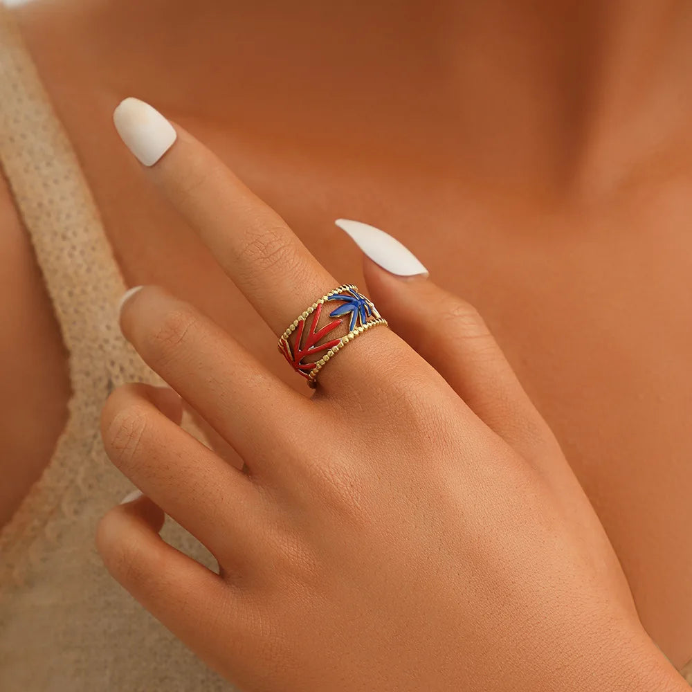 Yiwu Srui Jewelry Factory C-shaped Retro Stainless Steel Drop Oil Color Maple Leaf Hollow Ring Ring Does Not Fade Ring