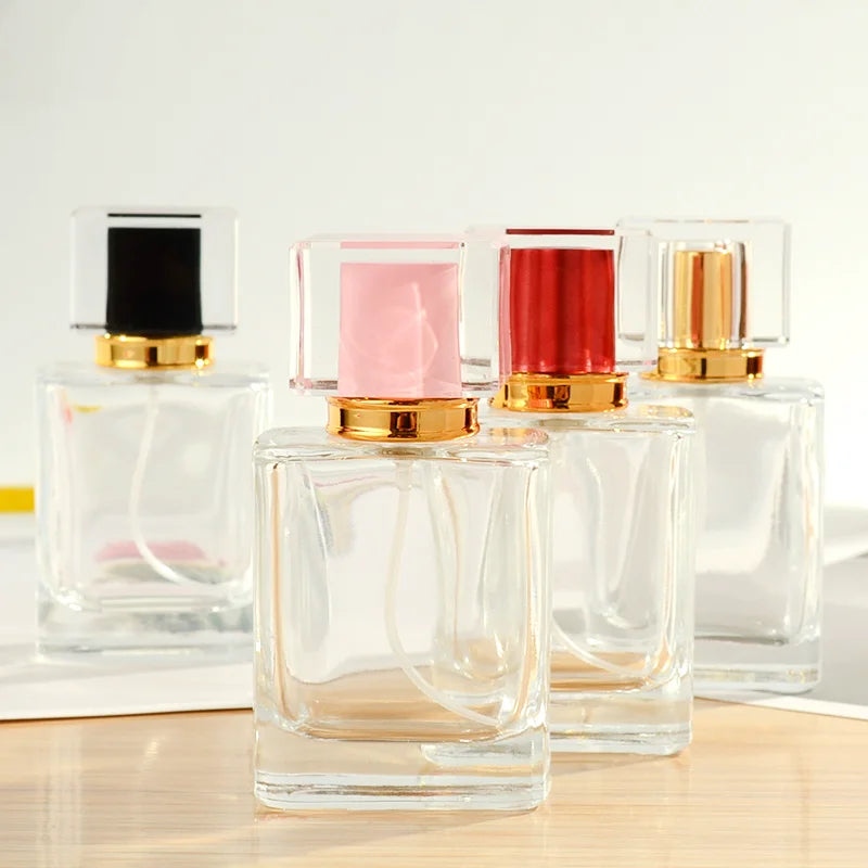 Manufacturers Cosmetic Perfume Dispenser Bottle 50ML Luxury Glass Spray Portable Empty Bottle Surlyn Cap With Sprayer