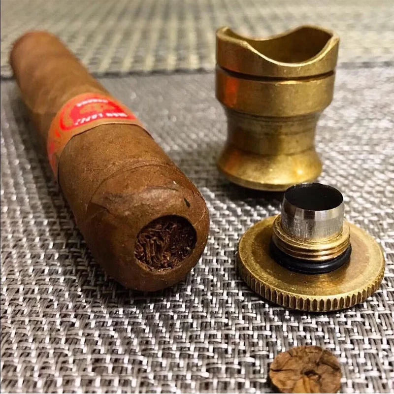 JIFENG YT-1 Classic Round Travel Brass Metal Portable Multi-functional Cigar Rest with Punch for Personal Use
