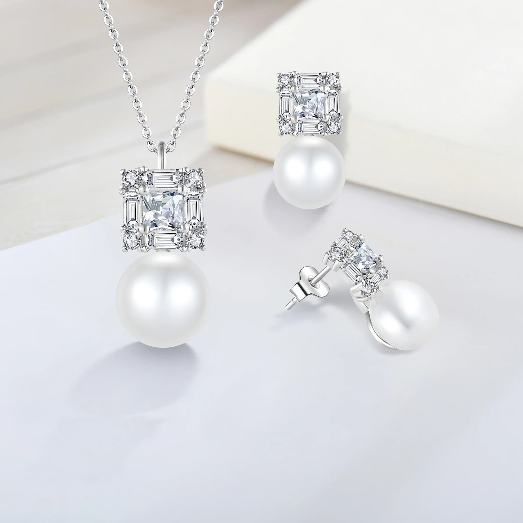 Factory Direct Sale Cz Stone Jewelry Earring Pedant Necklace Silver Jewellery Set for Wedding Gift