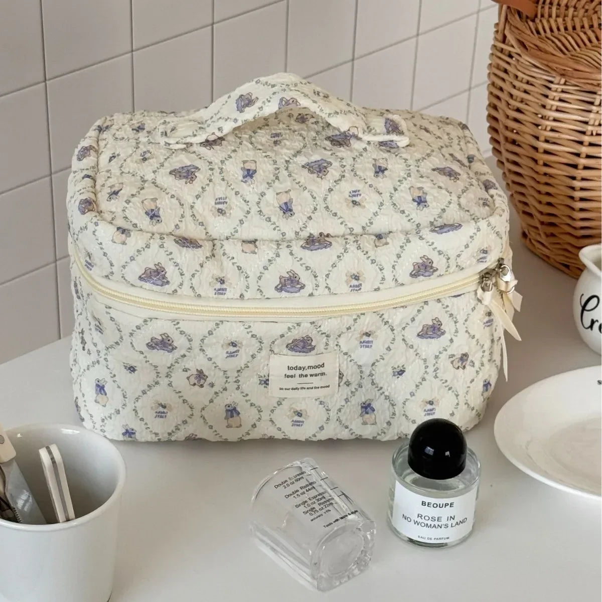 Quilted Cotton Women Cosmetic Case Cute Cartoon Prints Ladies Large Wash Storage Handbags Sweet Female Pillow Clutch Purse