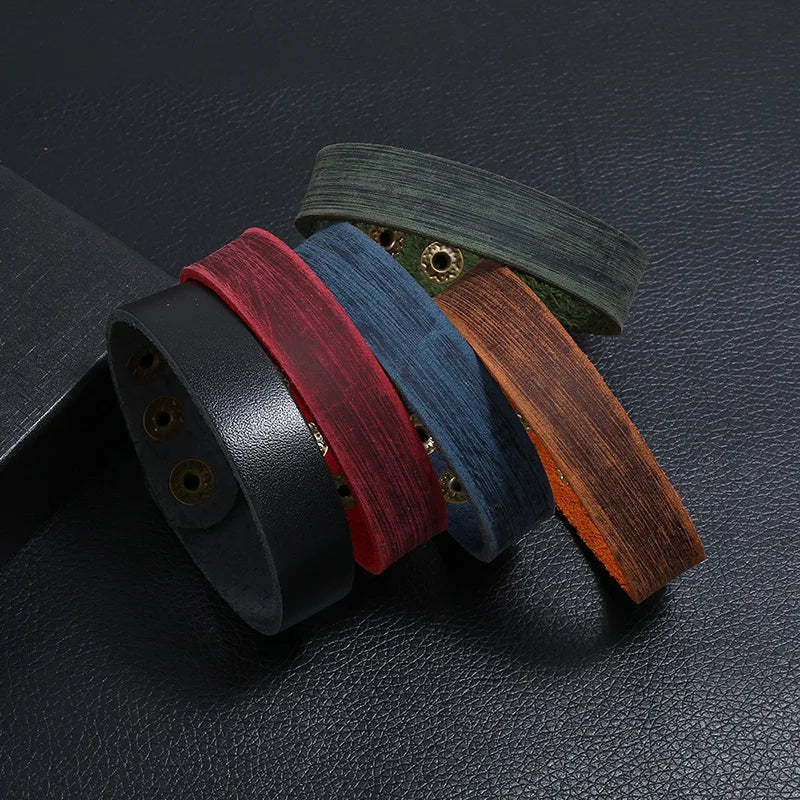Minimalist Vintage Leather Bracelet: New European and American Fashion Accessory - Polished Leather Cuff Bracelet