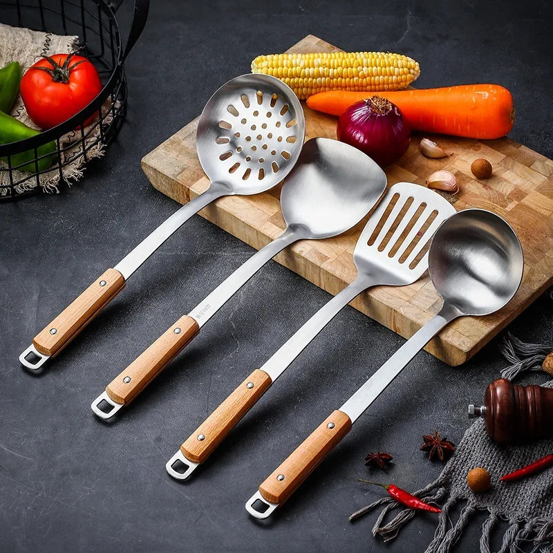 Wholesale 4-Piece Stainless Steel Kitchen Utensil Set Solid Wood Handle Dishwasher Safe Eco-Friendly Modern Style for Restaurant