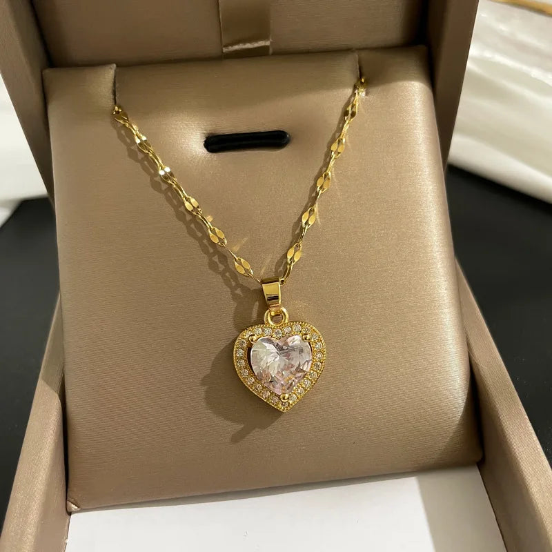 Sparkling Iced Out Crystal Rhinestone Heart Pendant Necklace Brilliant Stainless Steel Heart Necklace for Women Girls 2023