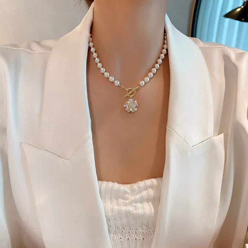 NEW Design Handmade Pearl Necklace Zircon Bling Bling Flower OT Buckle Necklace Imitation Pearl Flower Necklace