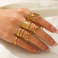 RS1078  Waterproof Non Tarnish Dainty 18k Gold Plated Stainless Steel Textured Heart Pattern Abstract Wavy Parallel Lines Rings