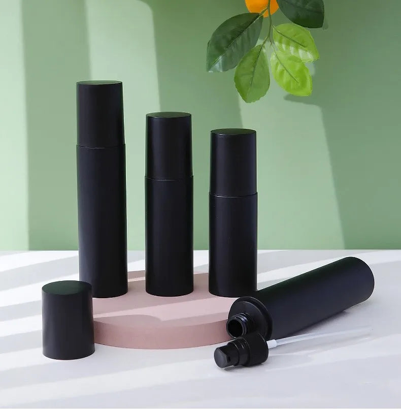Stock Cosmetic Packaging 100ml 120ml 150ml 180ml Empty Black Color PET Plastic Spray Lotion Pump Bottle