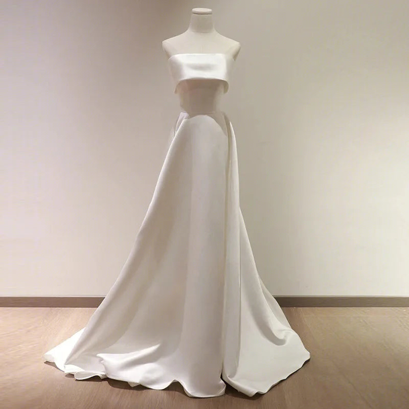 2023 New Arrival Strapless A-Line Dress Ruched Satin Gowns Floor Length  Wedding Bridal Dresses