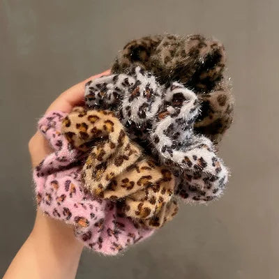 Wholesale Custom Velvet Hair Ties Retro Headwear Leopard Print Hair Scrunchies