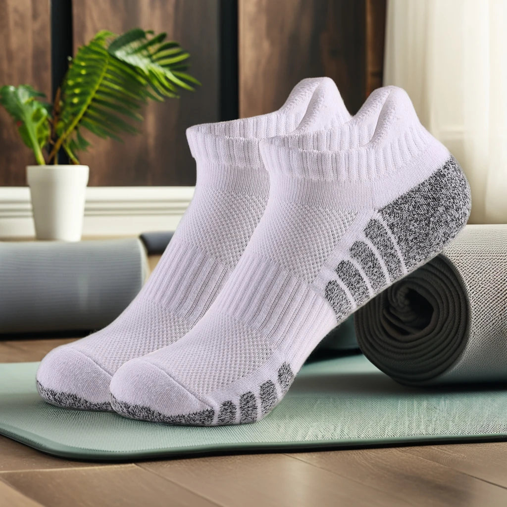 Men's 6 Pack Low Cut Athletic Bamboo Sneaker Custom Logo White Organic Cotton Tennis Badminton Ankle Running Socks Comfortable