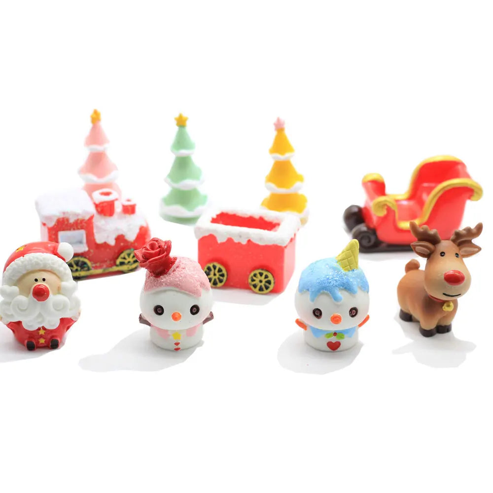 Christmas Themed Resin Ornament 3D Xmas Tree Snowmen Figurines for Fairy Garden Home Table Decor Landscape
