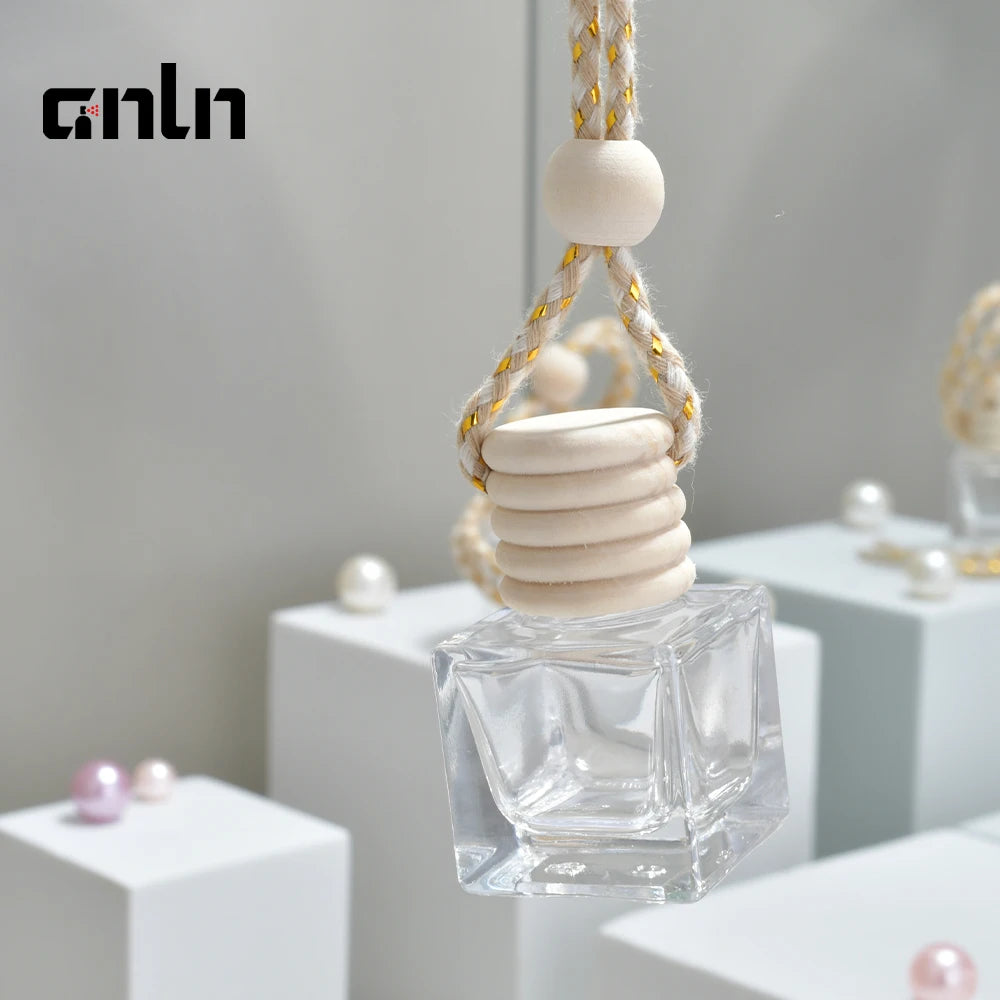 Wholesale 5ml Empty Pendant Perfume Bottle with Car Hanging Wooden Air Freshener Glass Container