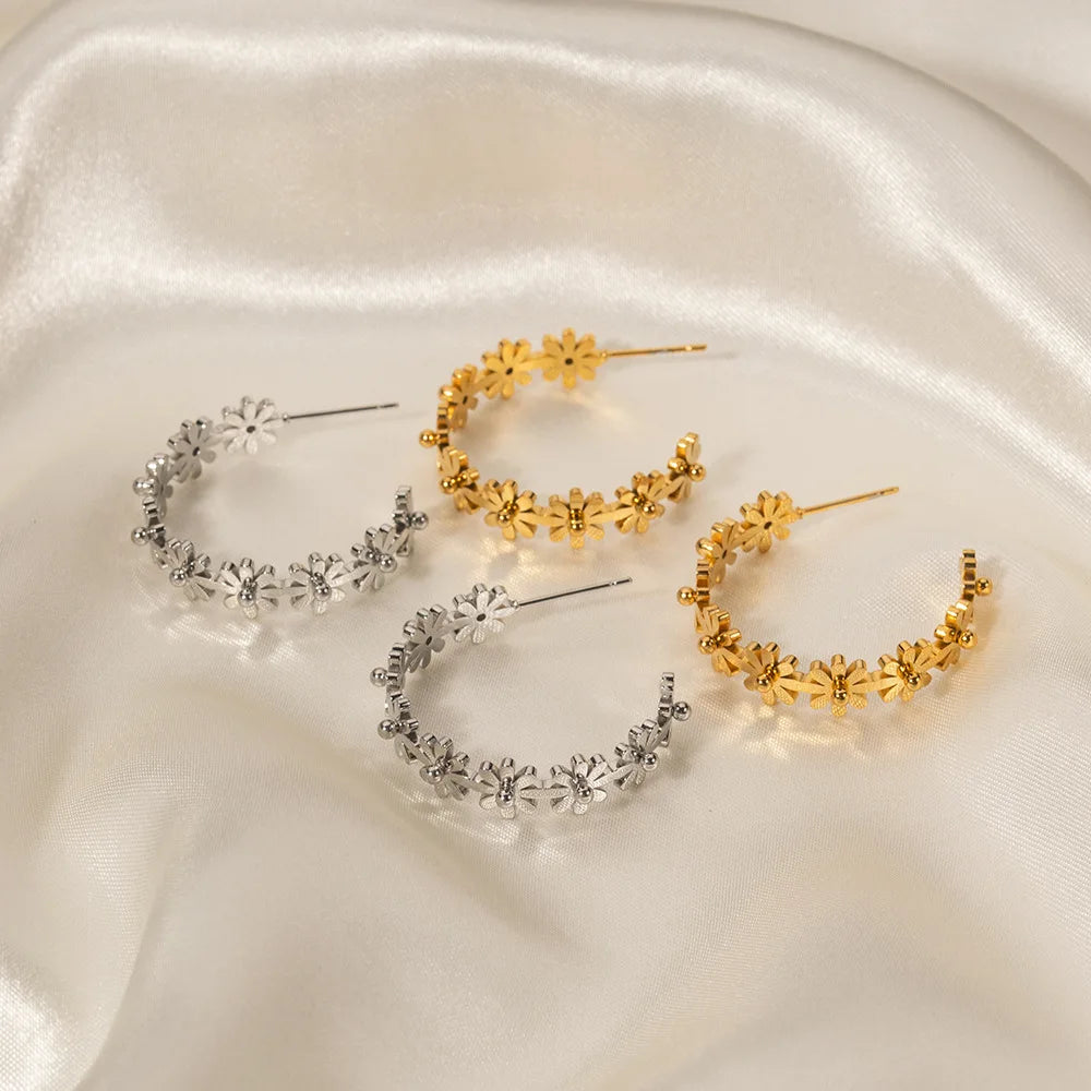 Hot Selling 18K Gold Plated Jewelry Daisy Flower Earrings Stainless Steel Flower C Shape Earrings for Women
