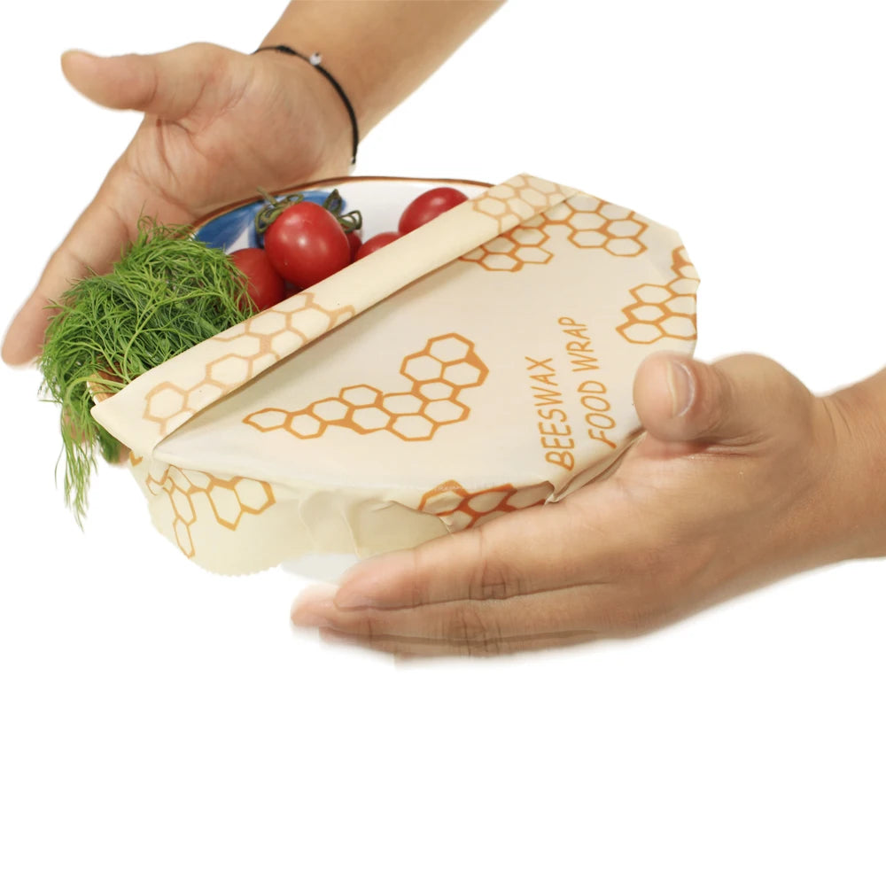 THE REUSABLE BEESWAX WRAP THAT BREATHES 1S 1M 1L