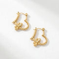QIAOREN 12541 Sweet Bee Charm Hollow Heart Huggie Hoops Stainless Steel 18K Gold Plated Trendy Click Earrings Daily Outfit