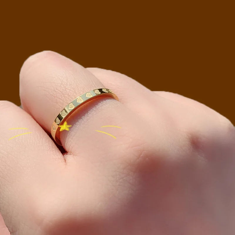2023 Valentine's Day Fashion No Fade Titanium Steel Love Heart Band Ring Tarnish Free 18k Gold Stainless Steel Heart Ring
