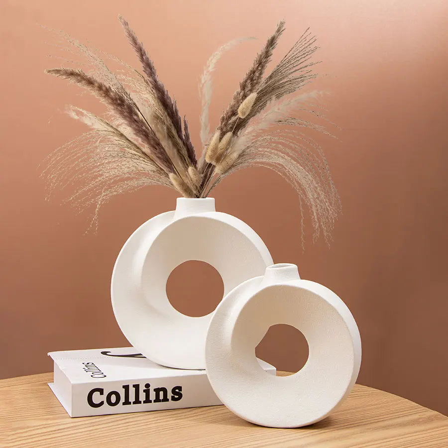 Nordic Style Cute Donut Porcelain Bedroom Furniture Decorative Vases Luxury Custom Ceramic Flower Vase Home Decor