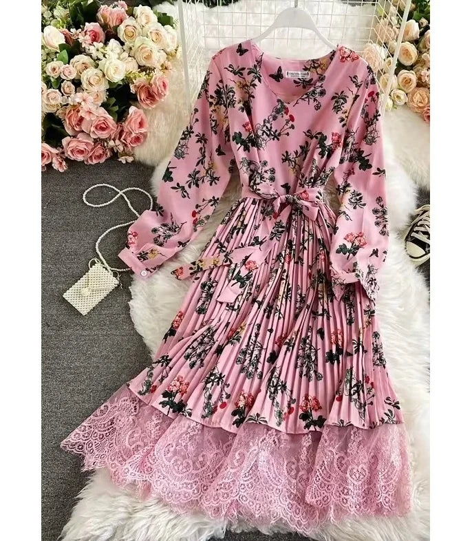Vintage Floral V-neck Lace Splicing Pleated Fashion Long Women's Dresses