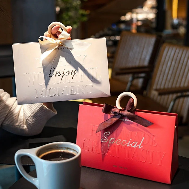 Becan Lower Cost Factory Custom Gift Special Design Printing Luxury Triangle Paper Bags With Your Own Logo Shipping Bag