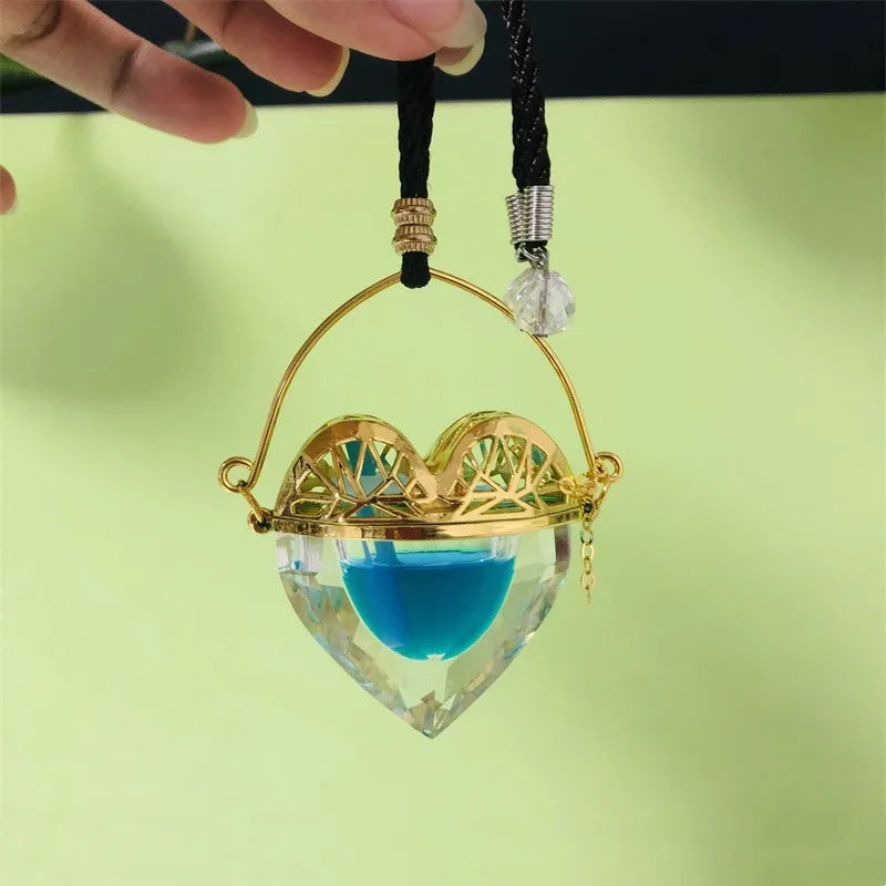 Luxury Heart Shaped Crystal Glass Car Perfume Bottles Gold Pendant Air Freshener 4ml Perfume Empty Hanging Car Difuser Bottle