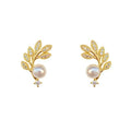 Wholesale New Hot Gold Leaf Micropaved Pearl Stud Pierced Jewelry Earrings Women Luxury Wholesale Bluk