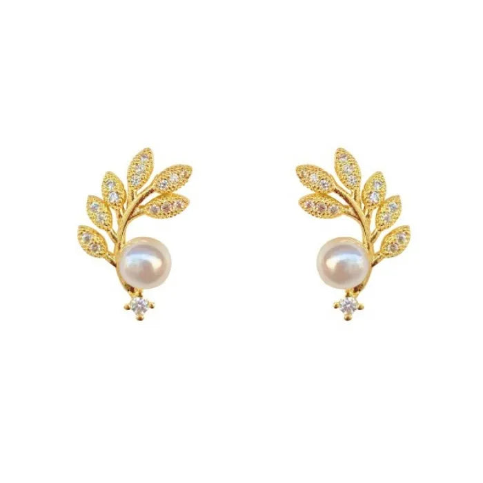 Wholesale New Hot Gold Leaf Micropaved Pearl Stud Pierced Jewelry Earrings Women Luxury Wholesale Bluk