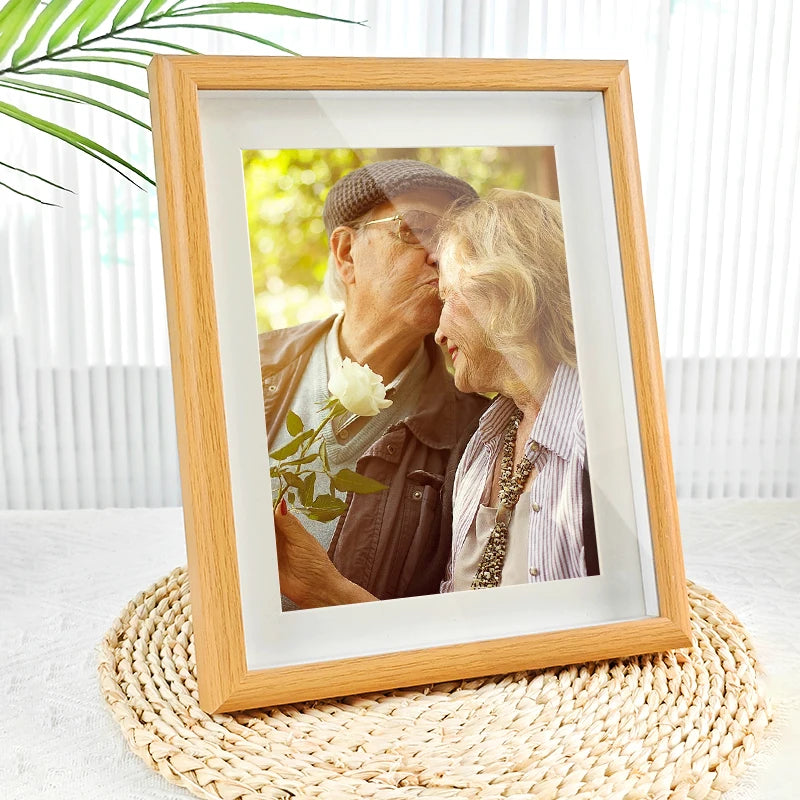 Luxury Wooden Photo Frame with Light Iron Metal UV Silk Screen Printing Available in Blue and Black