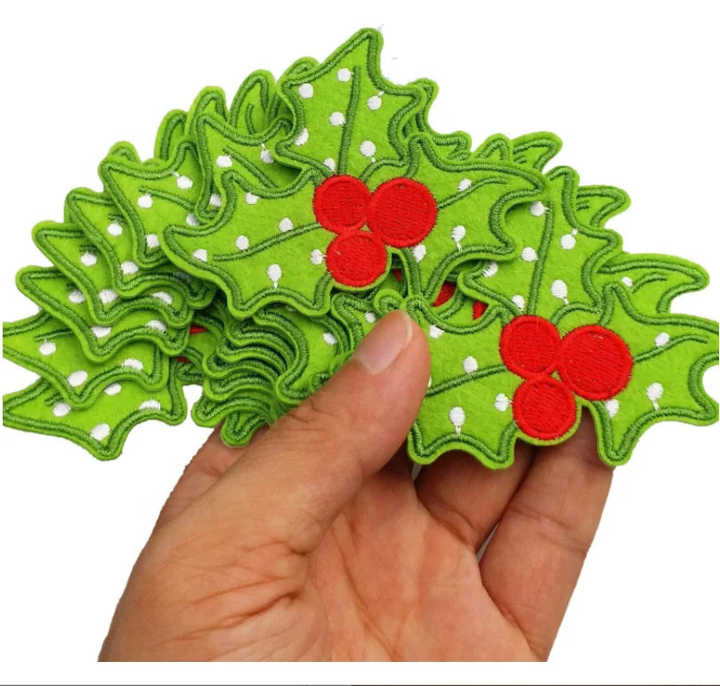 Christmas X'Mas Holly Leaves Holly Pat Iron on Embroidered Patches Appliques Machine Embroidery Needlecraft Sewing DIY