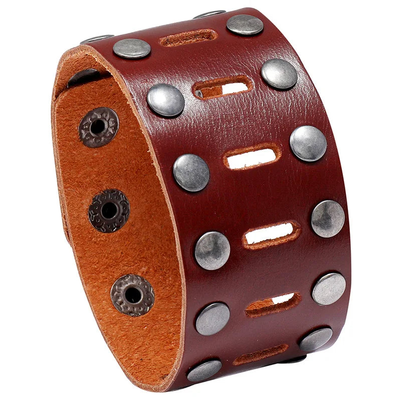 Wholesale Hot Trendy Decorative Rivets Genuine Leather Bracelets Men