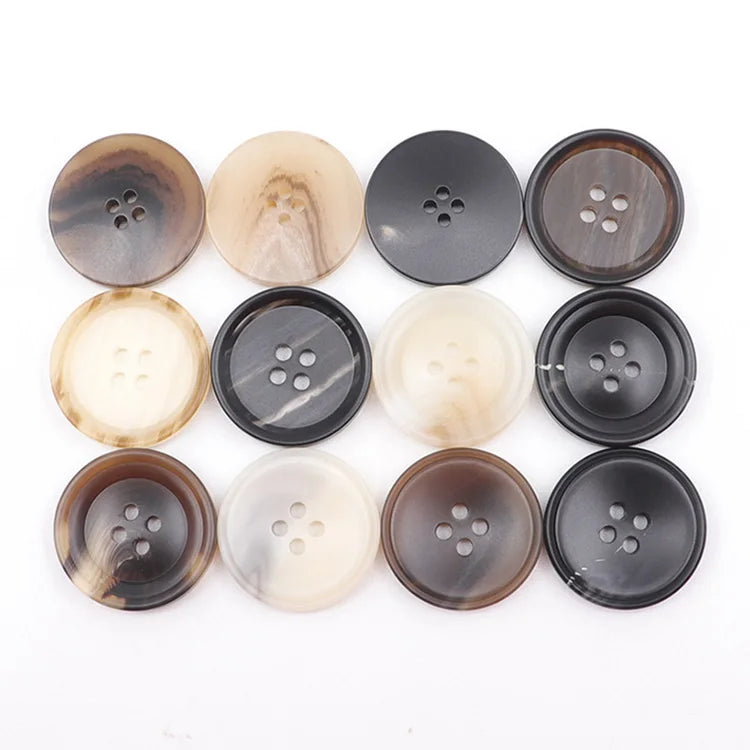 Resin Pattern Four-eye Windbreaker Sweater Coat Classic Style Stick Plate Plastic Material Logo Customized Craft Button