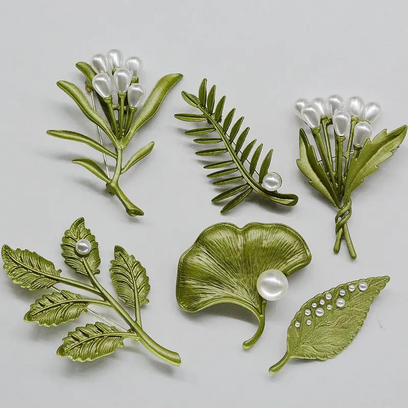 Jachon Fashion Popular Gingko Leaf Shaped Pearl Brooch Flower Green Brooch Pin Jewelry Corsage