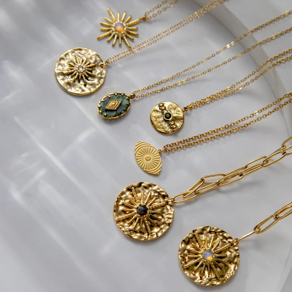 Hot Products Sun Necklace Women Pendant Stainless Steel Jewelry 14K Gold Plated Flower Choker Necklace