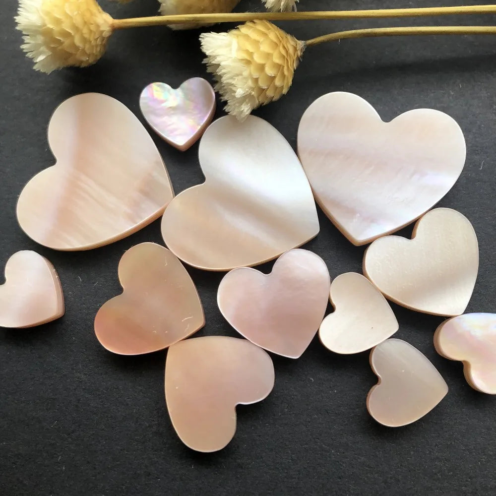 Wholesale Factory Outlet Natural Pink Mother of Pearl Shell Jewelry Quartz Gemstone in Heart Cut Beautiful Shell Stone Necklace