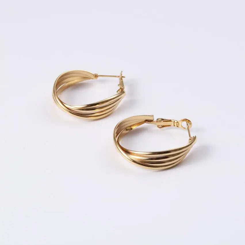 Newest Style Ladies Vintage Large Wave Texture Gold Hoops Earrings Geometric Shape Stainless Steel Girls Twist Gold Hoops