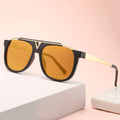 2023 New Wholesale High Quality PC Metal Sunglasses Custom Logo Square Shades for Women Gold Frame Lady Sun Glasses