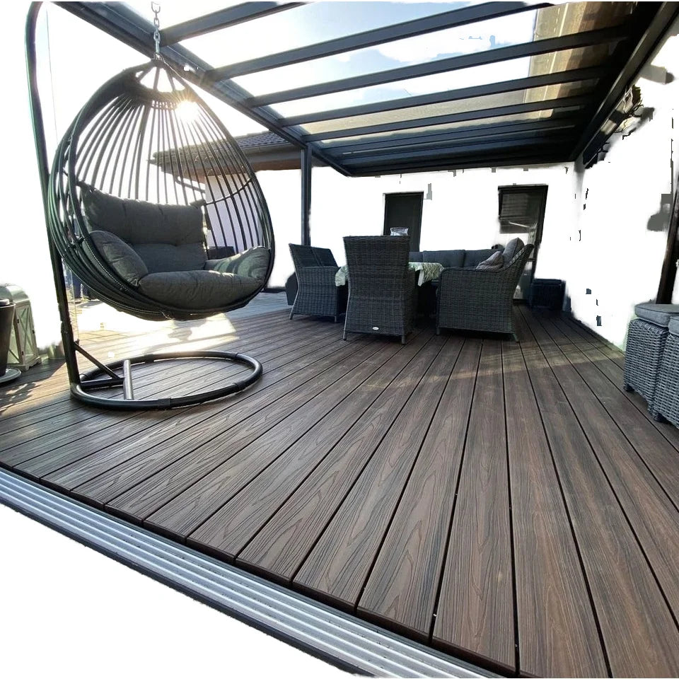 Mothproof European Wood Plastic Composite Outdoor Flooring Exterior WPC Decking Heat Insulation Patio Tiles 3D Embossed