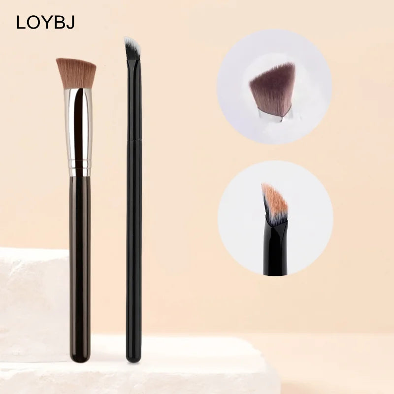 Oblique Triangle Flatiron Concealer Foundation Highlight Brush Synthetic Hair Wood Handle Face Nose Shadow Black Eye Circles