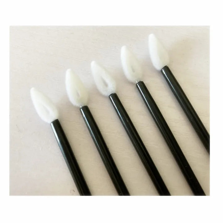 50pk New Big Heart Shape Tips Disposable Lip Stick Brush Wand Applicator for Eyelash Extension Daily Makeup OEM logo