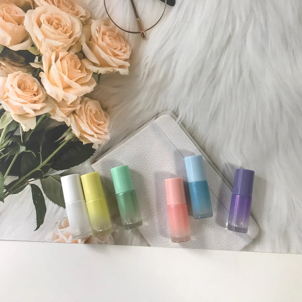Wholesale 5ml Cylindrical Glass Bottle Gradient Metal Roll on for Essential Oil Available in Purple Pink Blue Yellow White