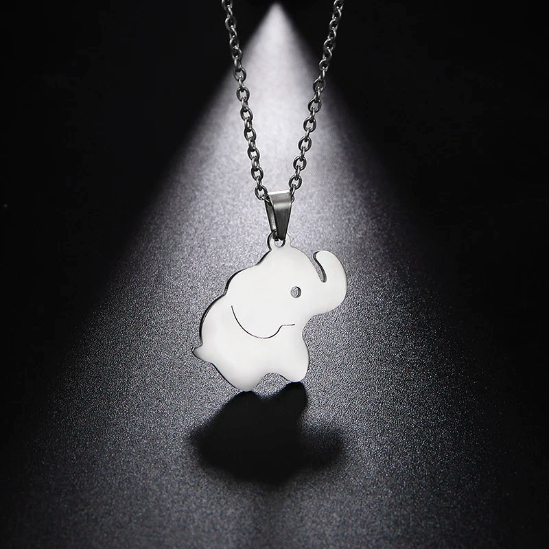 Lucky Elephant Necklace Choker Cute Fashion Elegant Animal-Shaped Good Luck Elephant Necklace Stainless Steel Jewelry Women