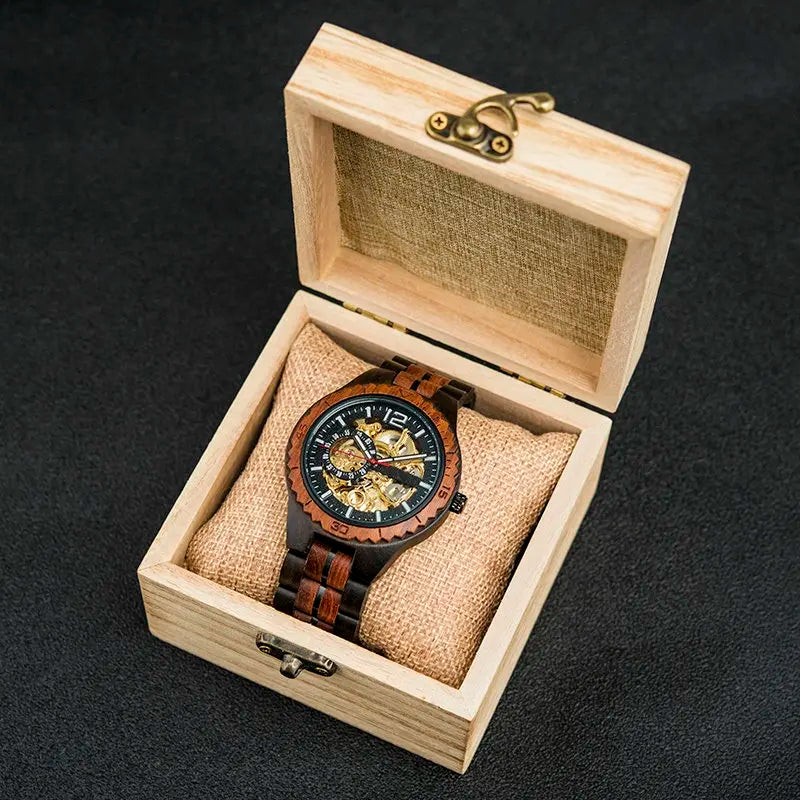 Wholesale Custom logo Engraving Wooden Watch Display Box