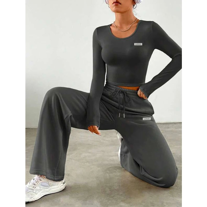 F230742 Custom Tracksuit Set Gym Wear Women 2 Piece Fitness Crop Top Long-Sleeved T-Shirt and Loose Fleece Wide Flare Pants