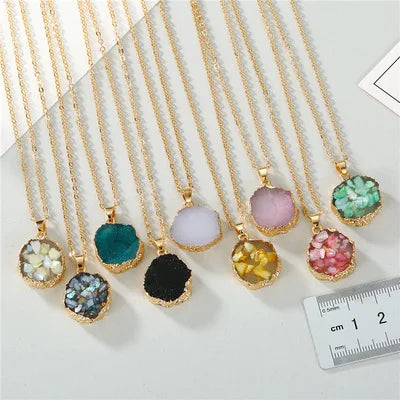 New Fashion Colorful Natural Stone Gold Plated Chain Simple Irregular Round Resin Pendant Necklace for Women