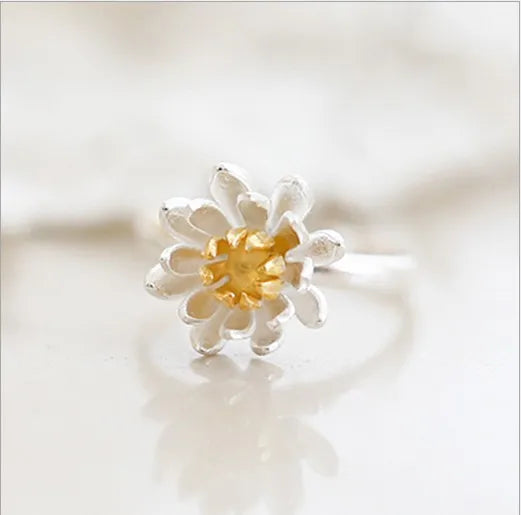 JZ041 Factory Wholesale 925 Silver Cute Engagement Ring No Fading Stylish Simple Flower Design for Wedding Anniversary Party